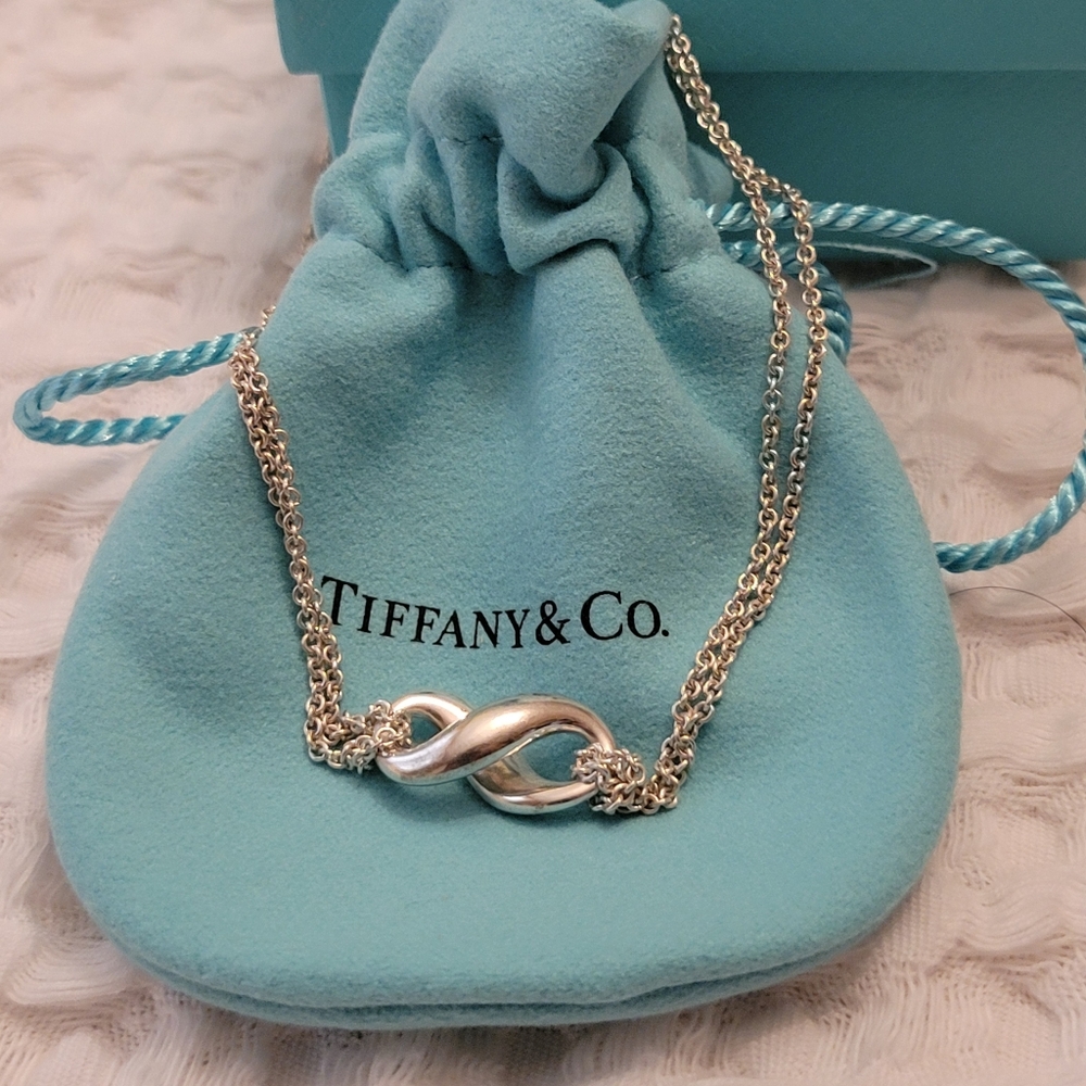Tiffany & Co. Elegant Silver Infinity Necklace Box & Pouch - Picture 2 of 8